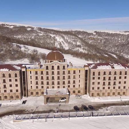 Golden Palace Hotel Resort & Spa Gl Tsachkadzor Buitenkant foto